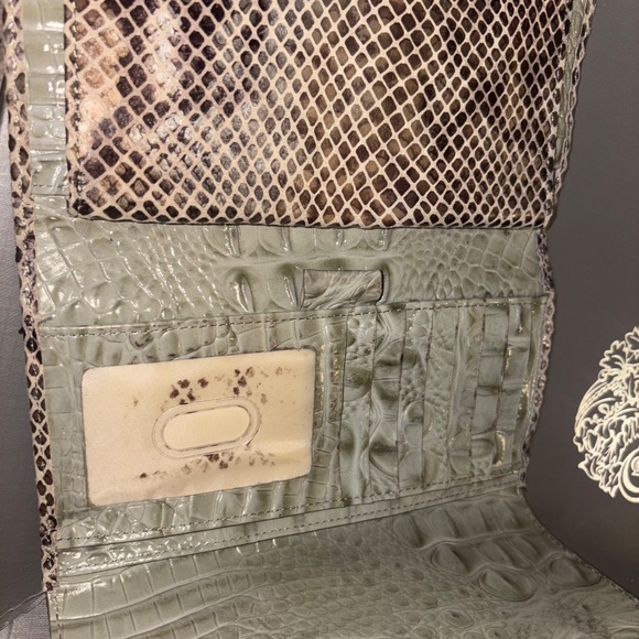 Brahmin wallet - Picture 4 of 4